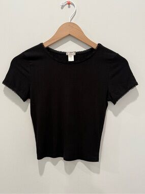 Bozzolo Black Ribbed Short Sleeve Crop Top with Picot Edging